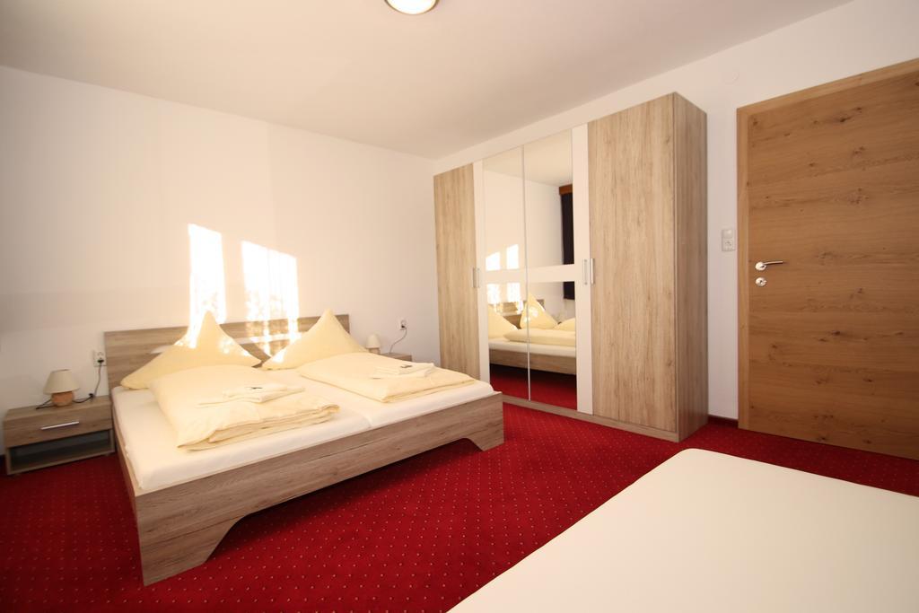 Appartamento Haus Sonnenterrasse Sankt Veit im Pongau Esterno foto
